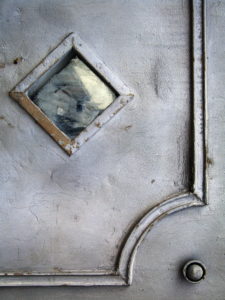 Door, old, windows, insight, reflection, doorknob, detail, close-up, buildings, entrance, gate, metal, door-windows, doorknob, grip, closed, weathers, symbol, ages, history, past, decay, architecture, rust, corrosion, massively, solidly, oblivion, patterns, lines, Door, old, windows, insight, reflection, doorknob, detail, close-up, buildings, entrance, gate, metal, door-windows, doorknob, grip, closed, weathers, symbol, ages, history, past, decay, architecture, rust, corrosion, massively, solidly, oblivion, patterns, lines,